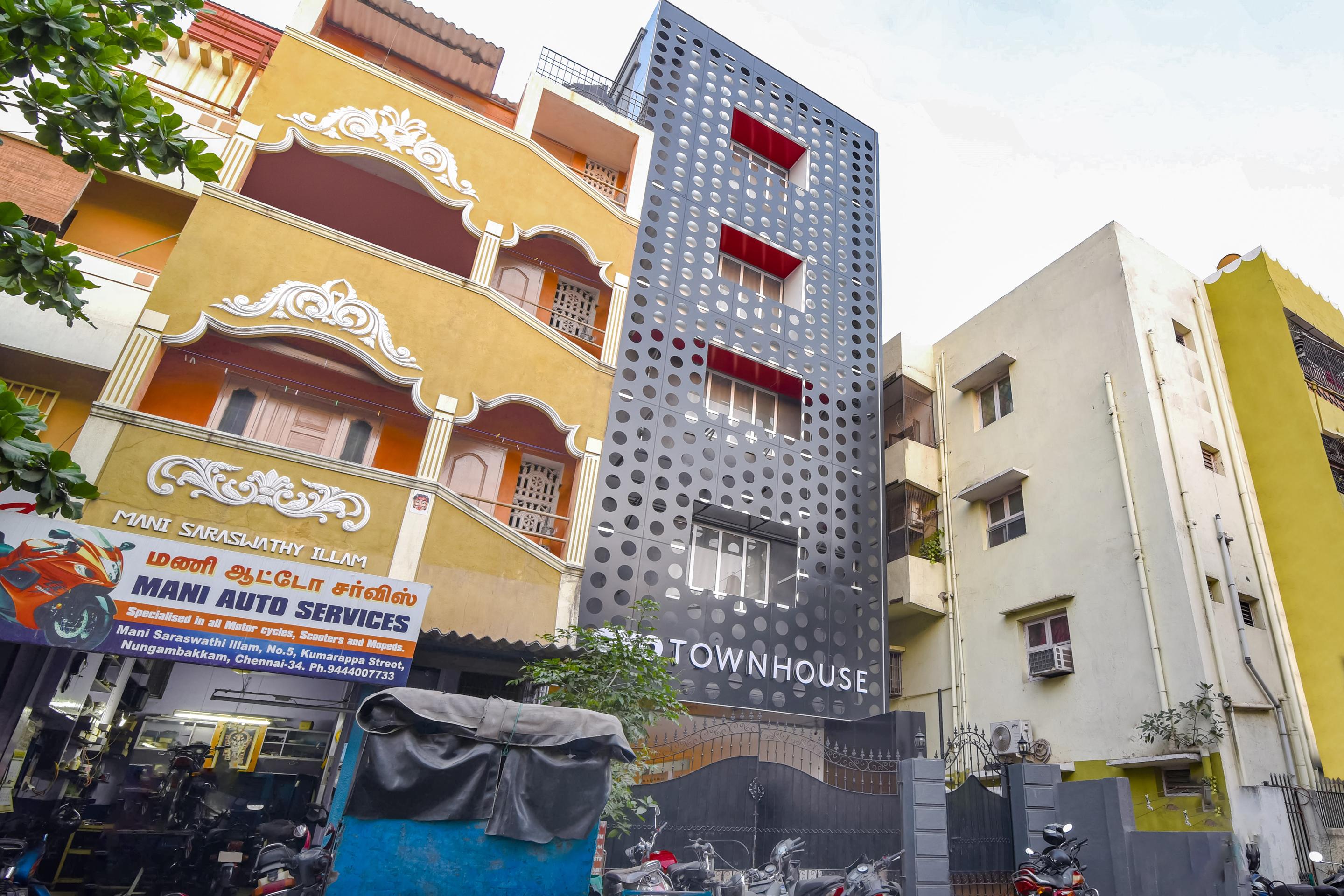 Oyo Townhouse 091 Nungambakkam Hotel Chennai Exterior photo
